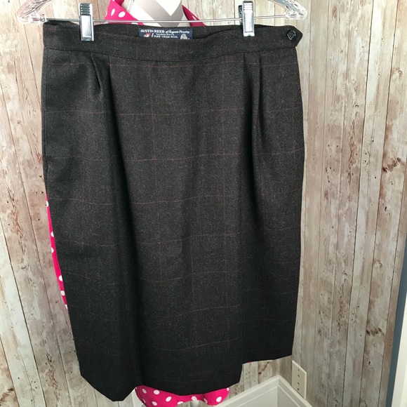 Austin Reed size 10 wool suit EUC - Picture 6 of 8